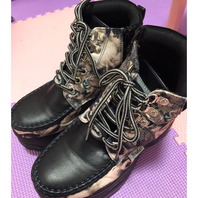 YOSUKE(ヨースケ)のヨースケ　アニマル柄　厚底靴 レディースの靴/シューズ(ローファー/革靴)の商品写真