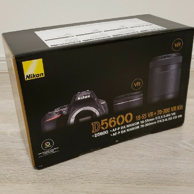 Nikon D5600 ダブルズームキット 新品未使用デジタルカメラ