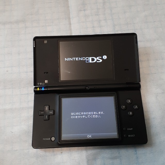 ニンテンドーDS(ニンテンドーDS)のDSi　中古キズあり　格安 エンタメ/ホビーのゲームソフト/ゲーム機本体(携帯用ゲーム機本体)の商品写真