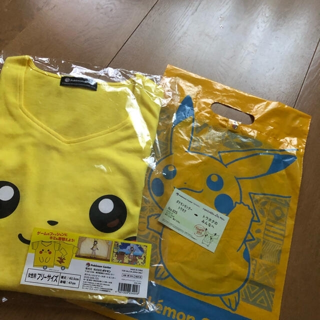 ポケモン(ポケモン)のピカチュウTシャツ レディースのトップス(Tシャツ(半袖/袖なし))の商品写真