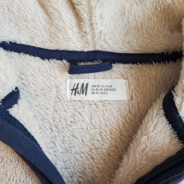 H&M(エイチアンドエム)のpotyako様専用✩H&M フリースジャケット 90cm キッズ/ベビー/マタニティのキッズ服男の子用(90cm~)(ジャケット/上着)の商品写真