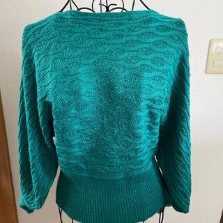 バルーン袖の鮮やかグリーンニット(ニット/セーター)