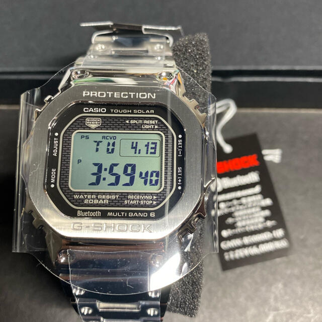 G-SHOCK(ジーショック)の新品未使用★ G-SHOCK  GMW-B5000D-1JF フルメタルシルバー メンズの時計(腕時計(デジタル))の商品写真