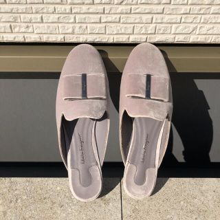 サルヴァトーレフェラガモ(Salvatore Ferragamo)の【専用】フェラガモ  未使用　ミュール　サンダル(サンダル)