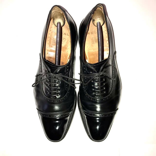 REGAL(リーガル)のリーガル REGAL パンチドキャップトゥ 26cm 32ER メンズの靴/シューズ(ドレス/ビジネス)の商品写真