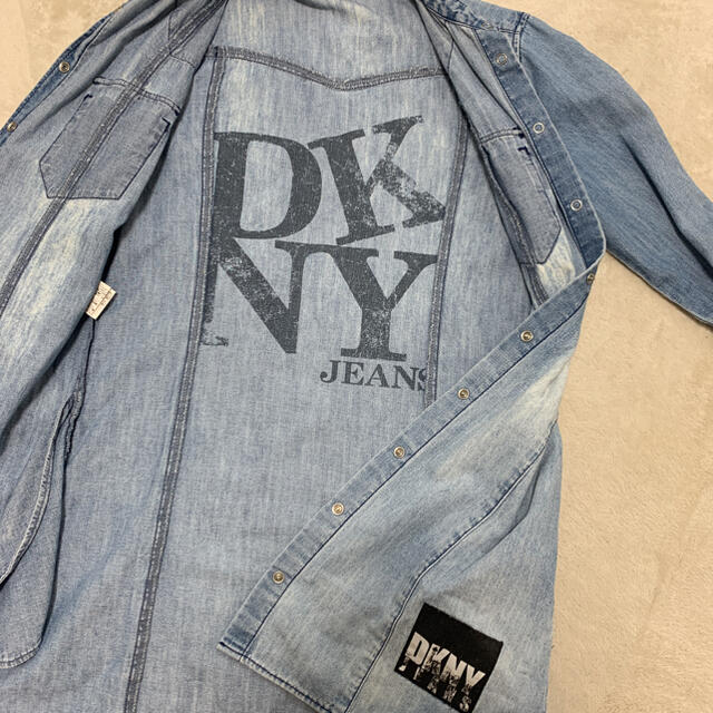 DKNY(ダナキャランニューヨーク)の☆DKNY JEANS☆ デニムシャツ レディースのトップス(シャツ/ブラウス(長袖/七分))の商品写真
