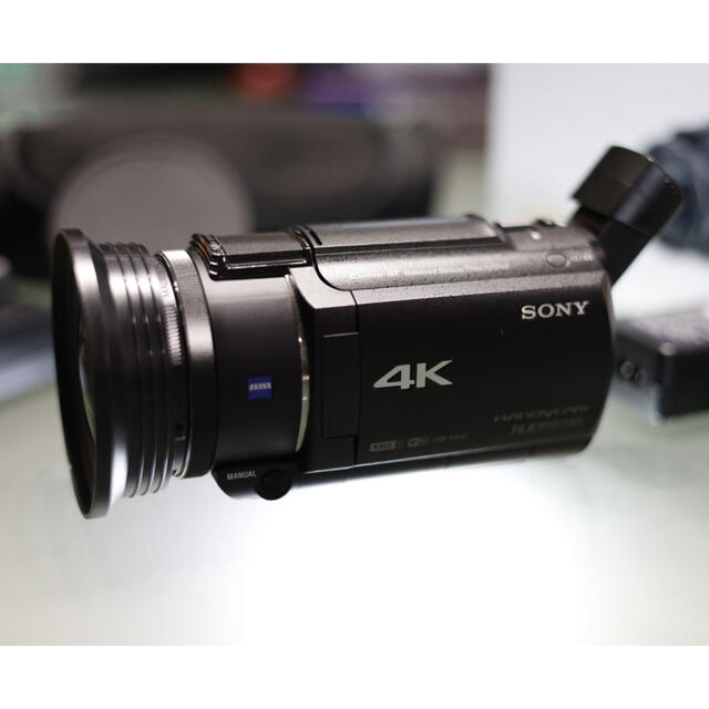 SONY(ソニー)のくらショップ様専用ソニー４kビデオFDR-AX55ワイドコンバージョン付き！ スマホ/家電/カメラのカメラ(ビデオカメラ)の商品写真