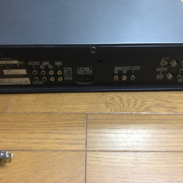 日立(ヒタチ)のHITACHI SVHSビデオデッキ スマホ/家電/カメラのテレビ/映像機器(その他)の商品写真