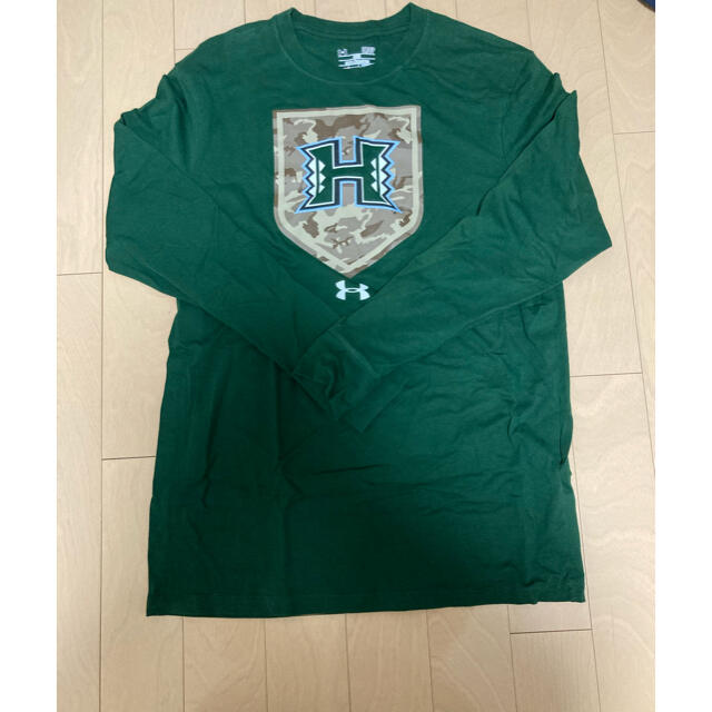 UNDER ARMOUR(アンダーアーマー)のハワイ大学　アンダーアーマー　ロングTシャツ　SMサイズ メンズのトップス(Tシャツ/カットソー(半袖/袖なし))の商品写真