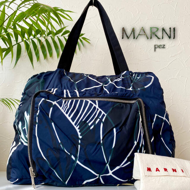 Marni(マルニ)の正規品 MARNI マルニ 約6.9万 リバーシブルトートバッグ レディースのバッグ(トートバッグ)の商品写真