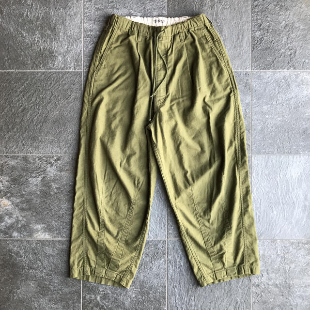 COOTIE(クーティー)のCOOTIE Back Satin Drawstring Easy Pants メンズのパンツ(ワークパンツ/カーゴパンツ)の商品写真