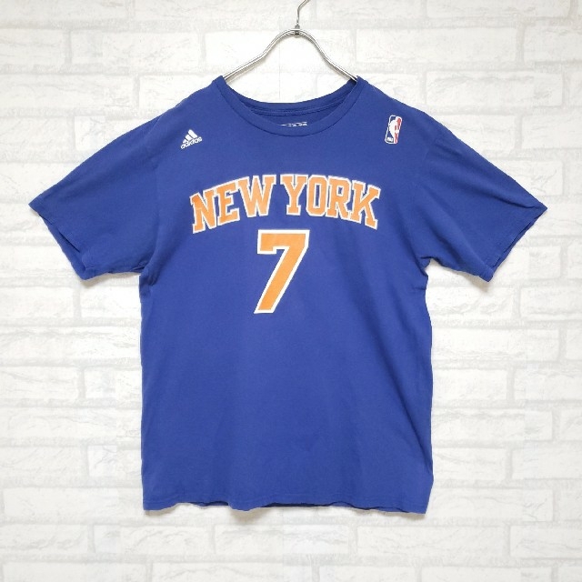 adidas(アディダス)のアディダス × NBA ニューヨーク・ニックス チームTシャツ バスケT  L メンズのトップス(Tシャツ/カットソー(半袖/袖なし))の商品写真