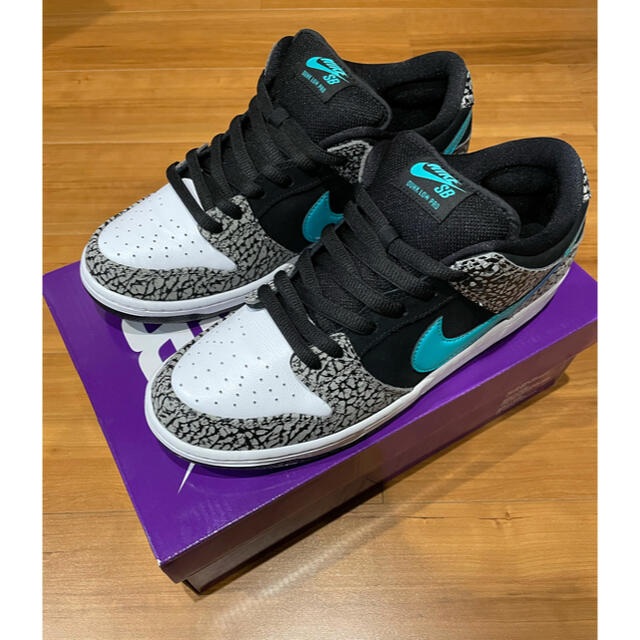 4月30日まで】 NIKE SB DUNK LOW PRO ELEPHANT 全国総量無料で 24990円