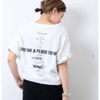 ドゥーズィエムクラス(DEUXIEME CLASSE)のDeuxieme Classe LOVE A PEACE バックプリントTシャツ(Tシャツ(半袖/袖なし))