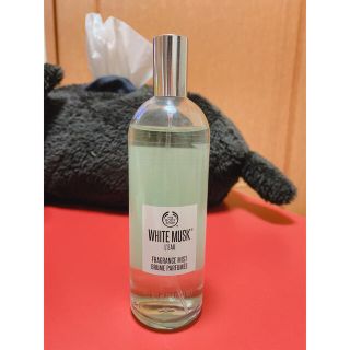 ザボディショップ(THE BODY SHOP)のホワイトムスクローフレグランスミスト(香水(女性用))