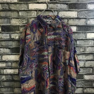 【古着】柄シャツ　半袖　アート(シャツ)