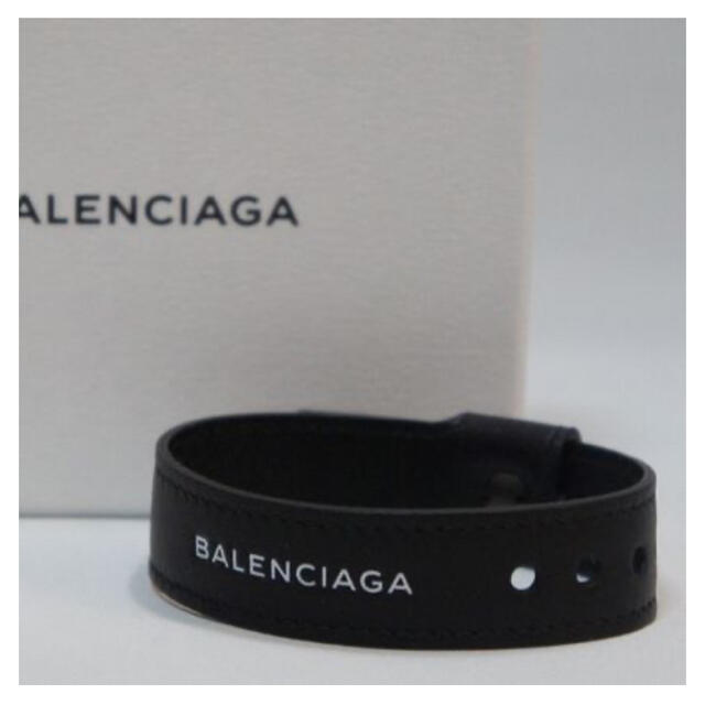 CalvinKlein【早い者勝ち】BALENCIAGA ロゴ入りレザーブレスレット