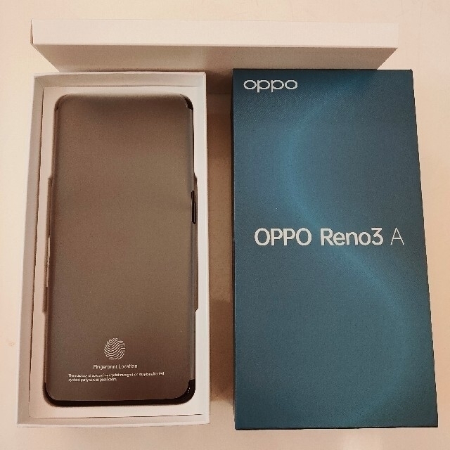 OPPO(オッポ)のoppo Reno3 A 白黒２台ほぼ新品 スマホ/家電/カメラのスマートフォン/携帯電話(スマートフォン本体)の商品写真