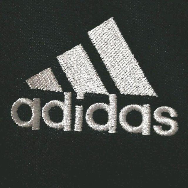 adidas(アディダス)のアディダスadidas　トラックジャケット　XL　ジャージ　人気の黒　刺繍ロゴ メンズのトップス(ジャージ)の商品写真