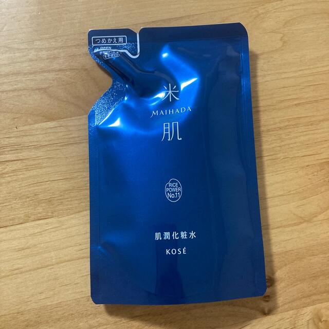 KOSE(コーセー)の●新品未使用●元値4950円●肌潤化粧水詰替 コスメ/美容のスキンケア/基礎化粧品(化粧水/ローション)の商品写真