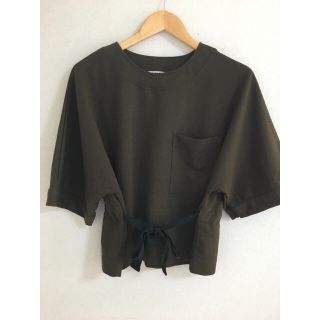 ザラ(ZARA)のZARA  ウエストリボン付きトップス　半袖Tシャツ(カットソー(半袖/袖なし))