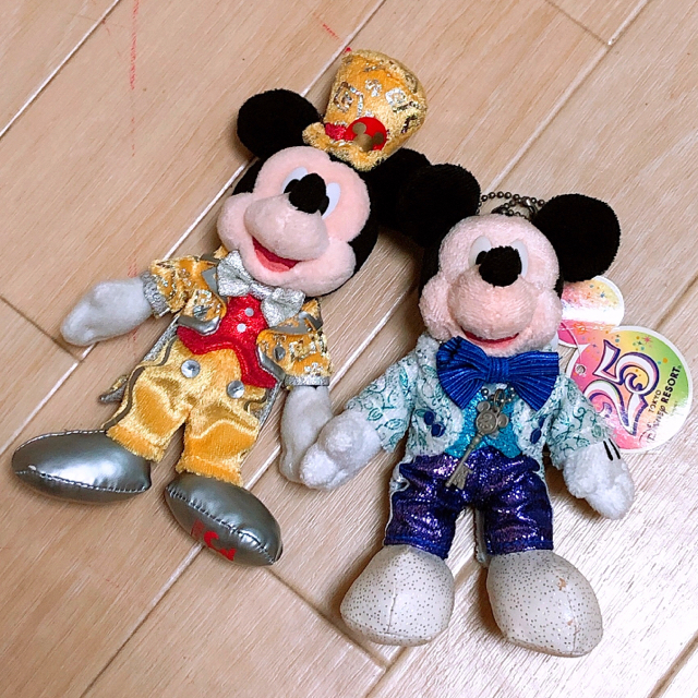 TDL 25周年 30周年 ミッキー ぬいぐるみバッジ ぬいば | フリマアプリ ラクマ