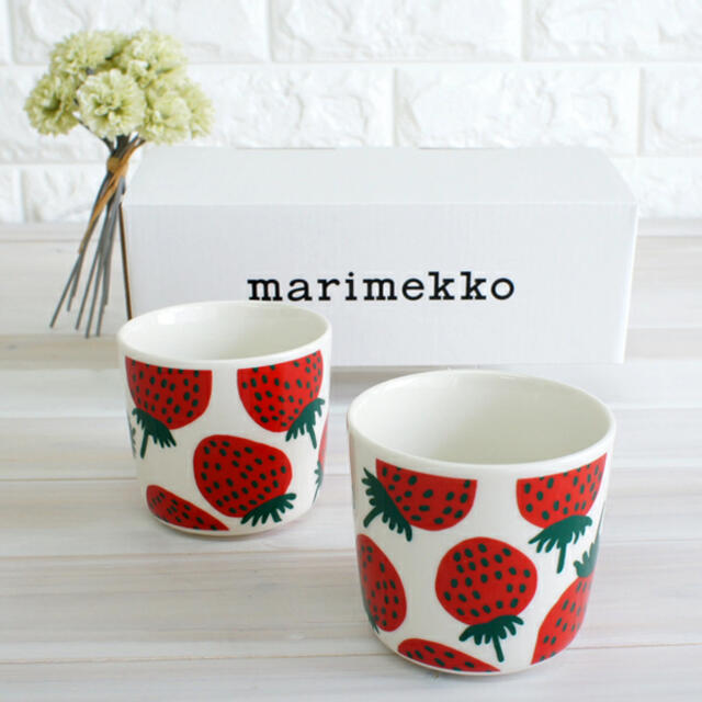 marimekko(マリメッコ)のマリメッコ marimekko マンシッカ柄 コーヒーカップ 2個セット  インテリア/住まい/日用品のキッチン/食器(グラス/カップ)の商品写真