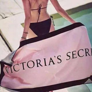 ヴィクトリアズシークレット(Victoria's Secret)のVSビ–チタオル(タオル/バス用品)