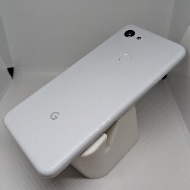 美品★Pixel3a★白★simロック解除済★SoftBank スマホ/家電/カメラのスマートフォン/携帯電話(スマートフォン本体)の商品写真