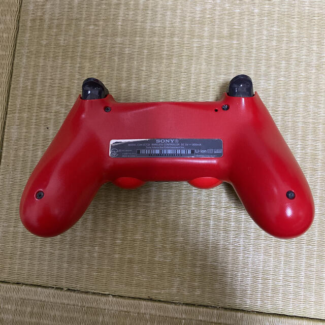 PlayStation4(プレイステーション4)のSONY ps4コントローラー （レッド）CUH-ZCT2J  エンタメ/ホビーのゲームソフト/ゲーム機本体(その他)の商品写真