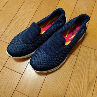 スケッチャーズ(SKECHERS)のスケッチャーズ　スリッポン　ネイビー(スリッポン/モカシン)