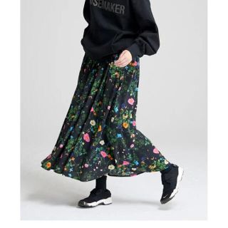 マイストラーダ(Mystrada)の新品未使用！NOISEMAKER★Botanical flower skirt(ロングスカート)