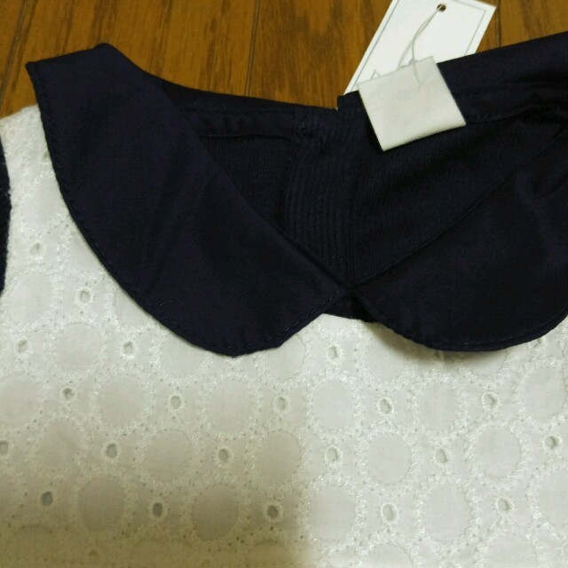 babyGAP(ベビーギャップ)の新品　トップス2セット90 キッズ/ベビー/マタニティのキッズ服女の子用(90cm~)(ブラウス)の商品写真