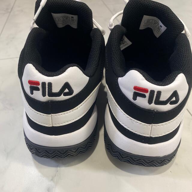 FILA(フィラ)のFILA フィラ　バリケード レディースの靴/シューズ(スニーカー)の商品写真