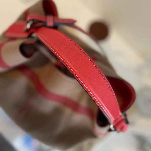 BURBERRY(バーバリー)の★Remi様専用☆【美品】Burberry トートバッグ ショルダーバッグ レディースのバッグ(トートバッグ)の商品写真