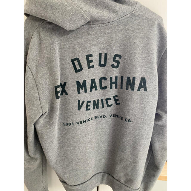 Deus ex Machina(デウスエクスマキナ)のDEUS パーカー メンズのトップス(パーカー)の商品写真