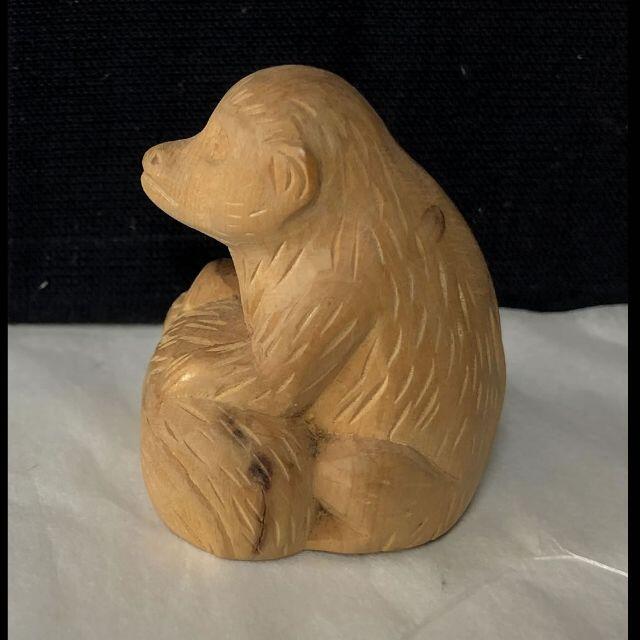 e657e 根付 猿 さる サル 木彫 彫刻 エンタメ/ホビーの美術品/アンティーク(彫刻/オブジェ)の商品写真