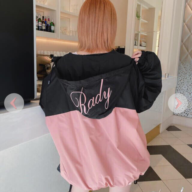 Rady(レディー)のradyバイカラーブルゾン レディースのジャケット/アウター(ブルゾン)の商品写真