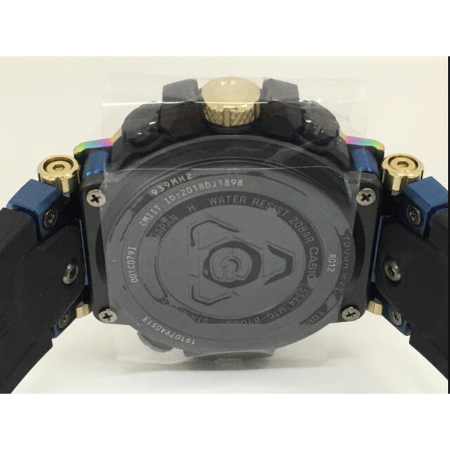 G-SHOCK(ジーショック)のカシオG-SHOCKMTG-B1000RB-2AJRルナレインボー 陸遠山様専用 メンズの時計(腕時計(デジタル))の商品写真