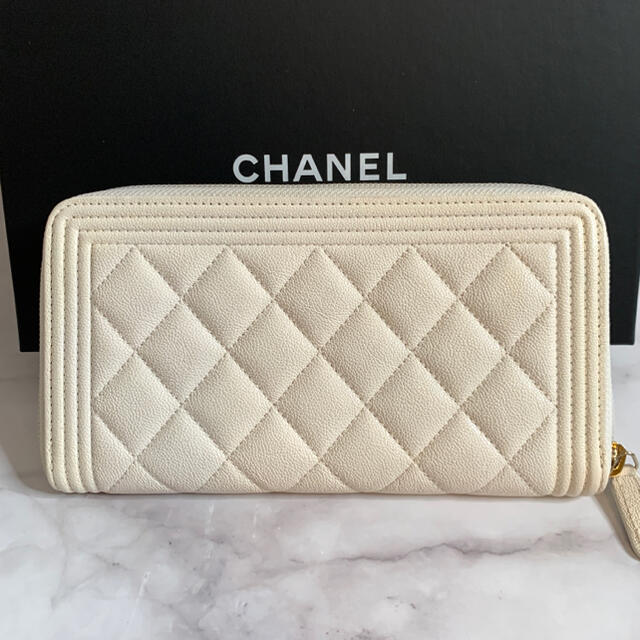 CHANEL ボーイシャネル　マトラッセ　長財布　ラウンドジップウォレット　ラム CHANEL - CHANEL ボーイシャネル マトラッセ ラムスキン