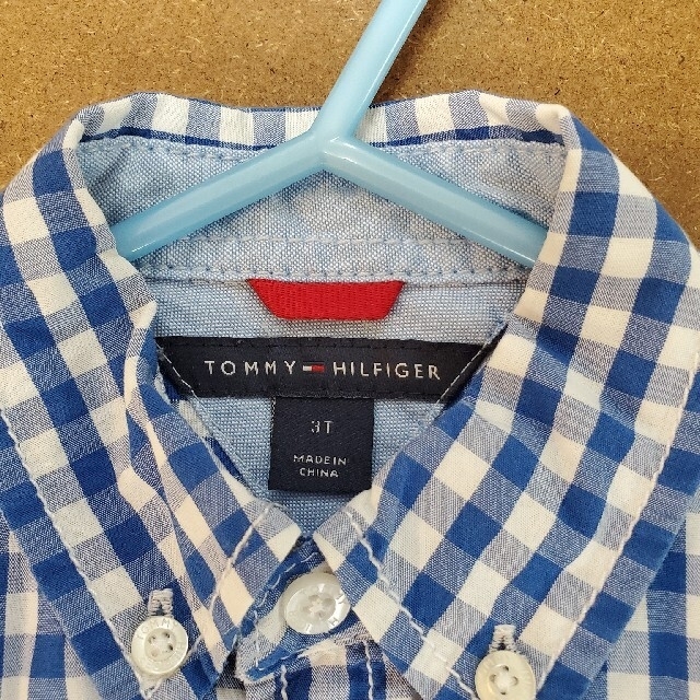 TOMMY HILFIGER(トミーヒルフィガー)のncnさん専用　トミーヒルフィガー　青チェックシャツ キッズ/ベビー/マタニティのキッズ服男の子用(90cm~)(ブラウス)の商品写真