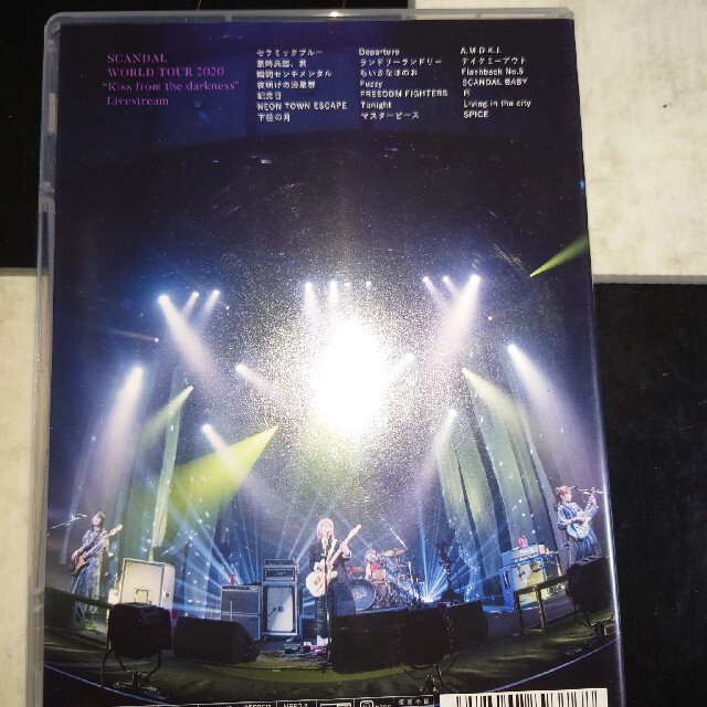 SCANDAL　WORLD　TOUR　2020“Kiss　from　the　da エンタメ/ホビーのDVD/ブルーレイ(ミュージック)の商品写真