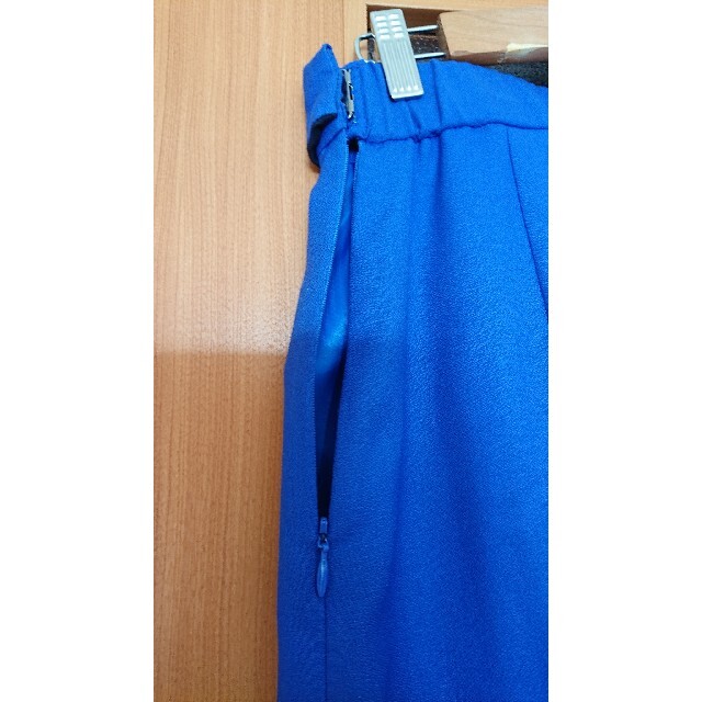 STRAWBERRY-FIELDS(ストロベリーフィールズ)の【STRAWBERRY FIELDS】リボンラッフルフリルスカート 青 レディースのスカート(ひざ丈スカート)の商品写真