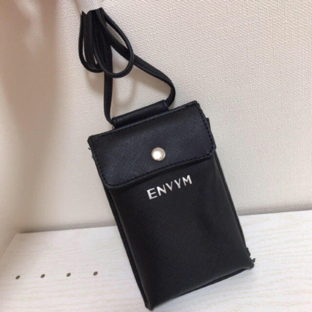 ENVYM(アンビー)のENVYM☆アンビー　オトナミニポシェット レディースのバッグ(ショルダーバッグ)の商品写真