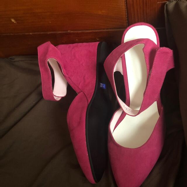 ピンク　靴　パンプス　サンダル　 レディースの靴/シューズ(ハイヒール/パンプス)の商品写真