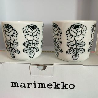 マリメッコ(marimekko)のマリメッコ ラテマグ　ヴィヒキルース　ダークグリーン(食器)