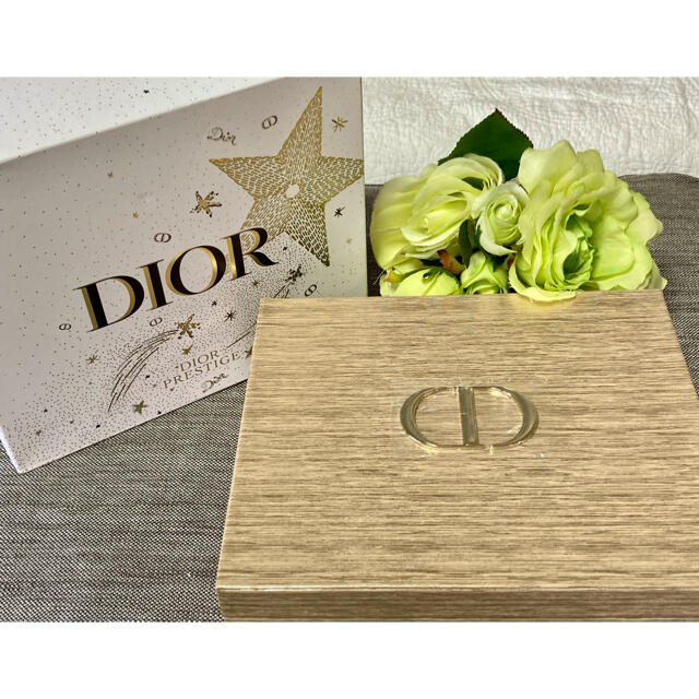 Dior(ディオール)の新品限定品❗️Dior プレステージ マイクロ ユイルドローズ コフレ5.8万円 コスメ/美容のキット/セット(コフレ/メイクアップセット)の商品写真