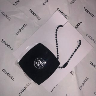 シャネル(CHANEL)のシャネル  ノベルティ　ミラーキーホルダー(キーホルダー)