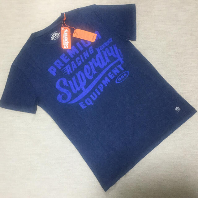 Superdry 極度乾燥(しなさい)日本未販売新品未使用Tシャツ Sサイズ メンズのトップス(Tシャツ/カットソー(半袖/袖なし))の商品写真