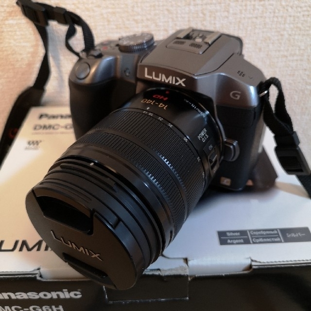 Panasonic(パナソニック)のPanasonic DMC-G6H シルバー レンズ付き スマホ/家電/カメラのカメラ(ミラーレス一眼)の商品写真